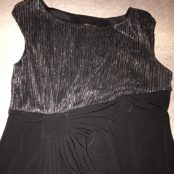 Beautiful dress wore one time❤️ for wedding - Picture 3 of 4